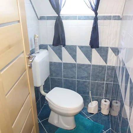 In - Balaton 43602 Апартаменты *