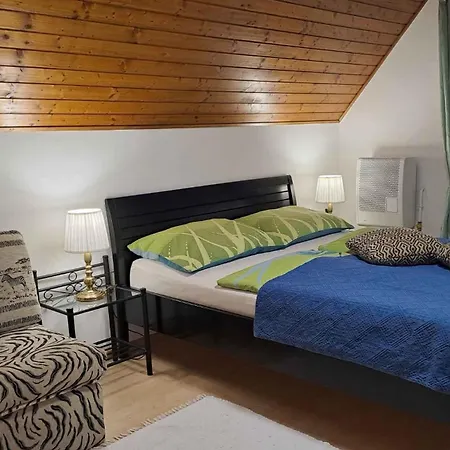 In - Balaton 43602 アパート