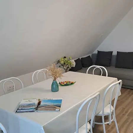 Apartment In - Balaton 43602